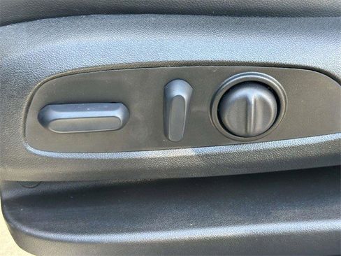 Certified 2023 Chevrolet Equinox RS w/ RS Leather Package image 20