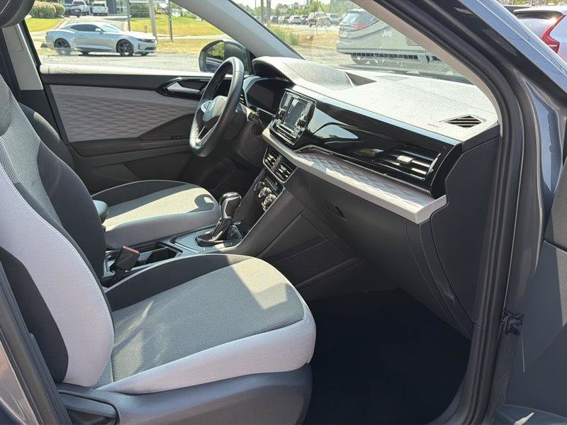 Used 2023 Volkswagen Taos S w/ Driver Assistance Package FWD image 4