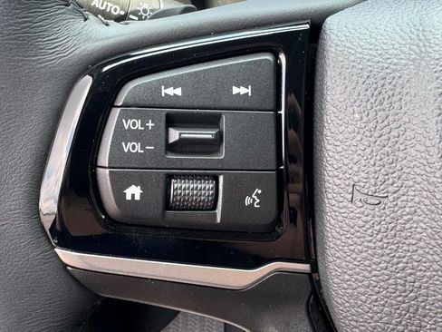 Used 2026 Honda Odyssey Touring image 23