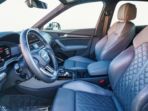 Used 2023 Audi SQ5 Premium Plus w/ Premium Plus Package image 53