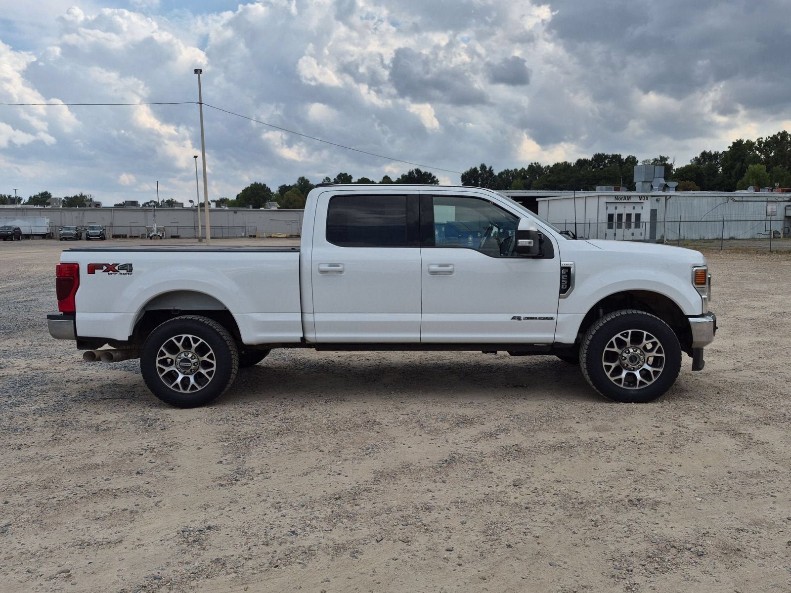 Used 2022 Ford F250 Lariat w/ Lariat Value Package AWD/4WD image 8