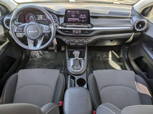 Used 2022 Kia Forte LXS image 23