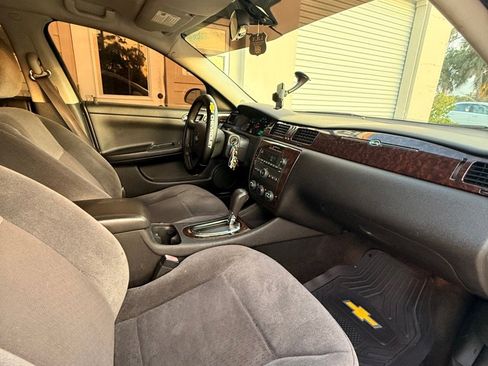 Used 2014 Chevrolet Impala Limited LS image 13