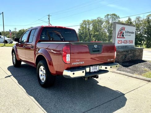 Used 2013 Nissan Frontier SV w/ SV Value Truck Pkg AWD/4WD image 7