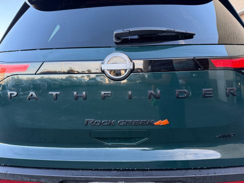 Used 2024 Nissan Pathfinder Rock Creek image 24