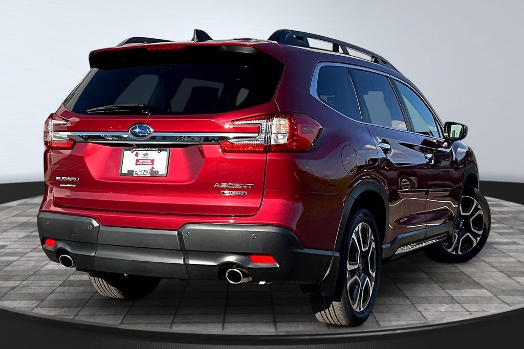 Used 2025 Subaru Ascent Touring w/ Popular Package #2 AWD/4WD image 6