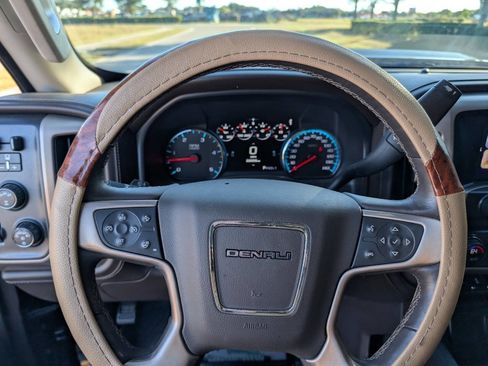 Used 2017 GMC Sierra 2500 Denali w/ Duramax Plus Package image 25