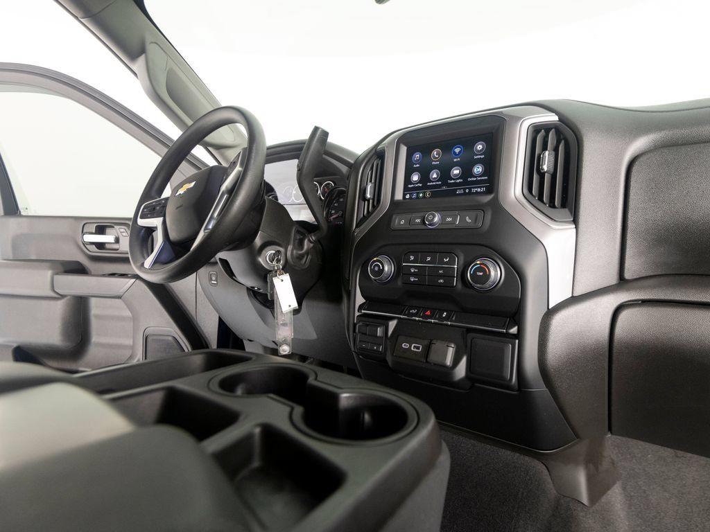 Used 2022 Chevrolet Silverado 2500 Custom w/ Custom Value Package AWD/4WD image 22