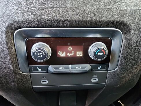 Used 2021 Chevrolet Suburban RST w/ Luxury Package image 20