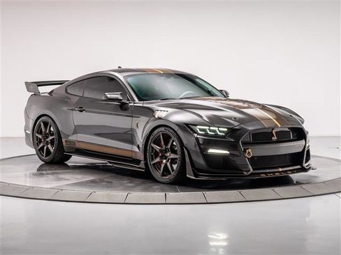 Used 2022 Ford Mustang Shelby GT500 w/ Carbon Fiber Track Pack image 7