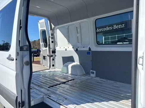 Used 2016 Mercedes-Benz Sprinter 2500 w/ Driver Comfort Package image 19