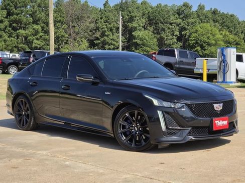 Used 2021 Cadillac CT5 V w/ Premium Package RWD image 2