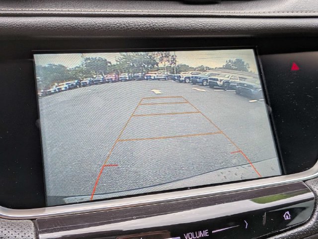 Used 2019 Cadillac XT5 FWD image 21