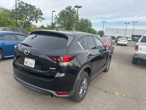 Used 2017 MAZDA CX-5 Touring w/ Preferred Equipment Package image 6