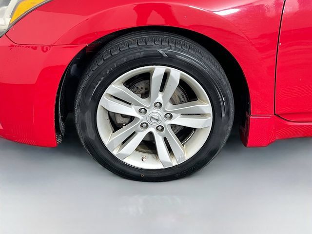 Used 2011 Nissan Altima 2.5 S FWD image 10