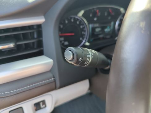 Used 2019 GMC Acadia SLT w/ LPO, Floor Liner Package FWD image 15