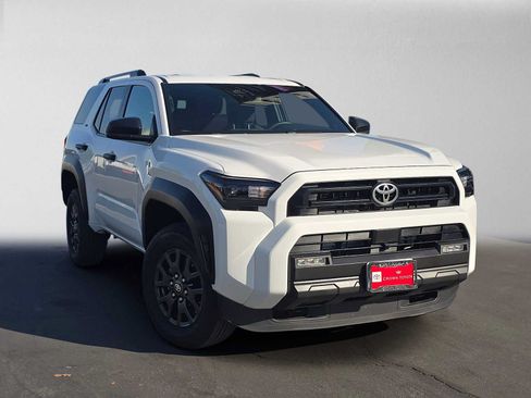 Certified 2026 Toyota 4Runner SR5 AWD/4WD image 1
