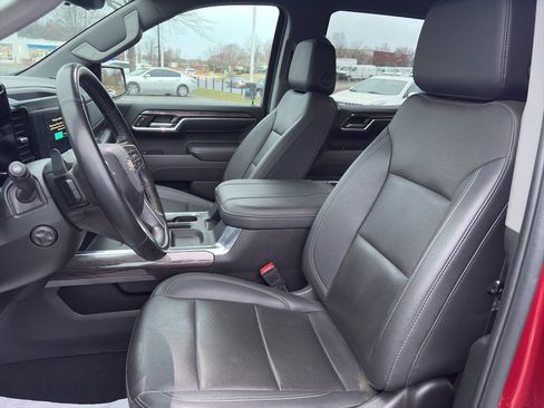 Used 2023 Chevrolet Silverado 1500 LTZ w/ Technology Package image 10