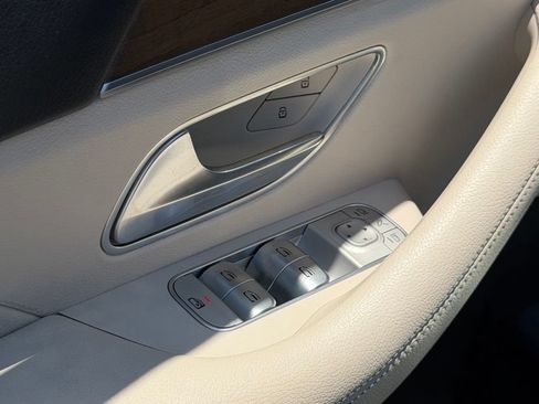 Certified 2022 Mercedes-Benz GLE 350 4MATIC image 16
