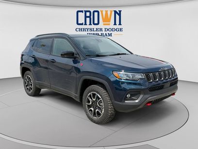 New 2026 Jeep Compass Trailhawk w/ Sun, Sound & Navigation Group