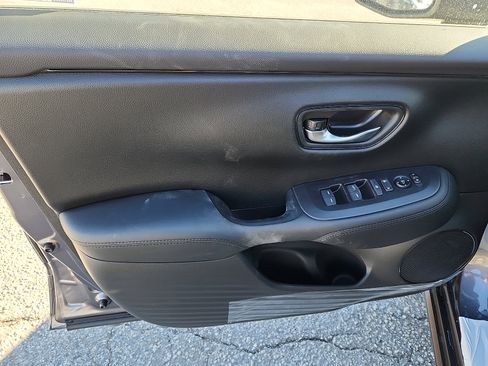 New 2026 Honda HR-V LX image 8