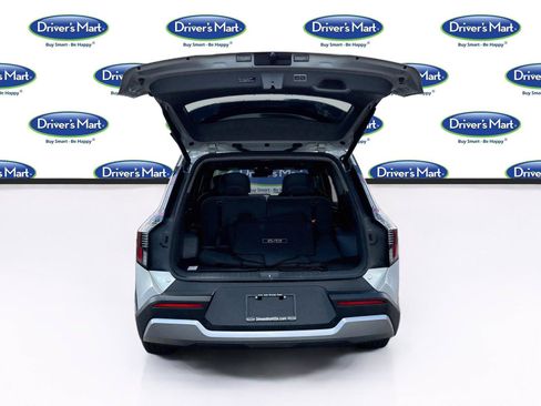 Used 2024 Kia EV9 Light Long Range RWD image 26