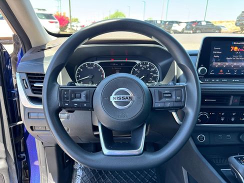 Used 2021 Nissan Rogue S FWD image 18