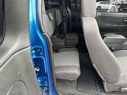 Used 2012 Chevrolet Colorado LT RWD image 18