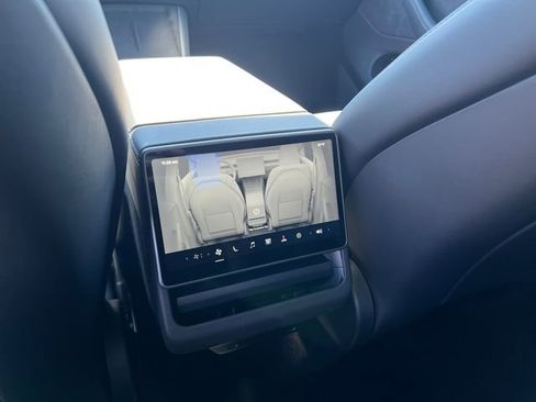 Used 2026 Tesla Model Y 2WD image 20