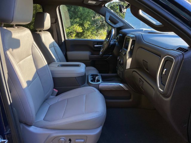 Used 2020 Chevrolet Silverado 2500 LTZ w/ LTZ Premium Package AWD/4WD image 37