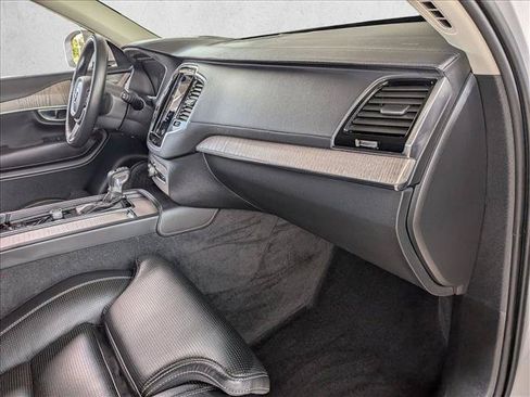 Used 2022 Volvo XC90 T6 Inscription w/ Advanced Package AWD/4WD image 23