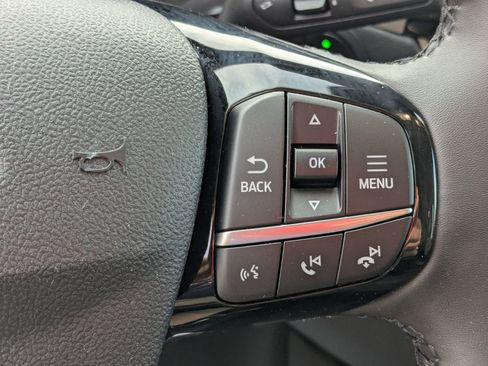 Certified 2022 Ford Escape SEL FWD image 18