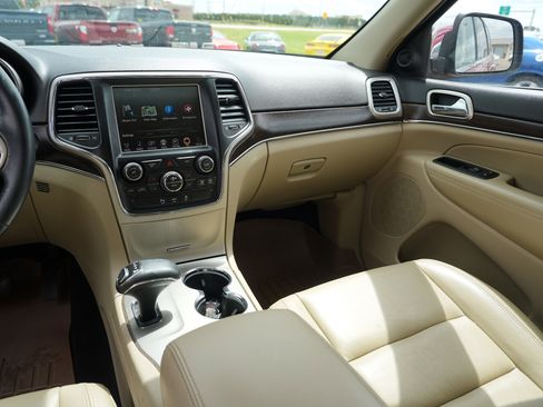 Used 2014 Jeep Grand Cherokee Limited AWD/4WD image 21