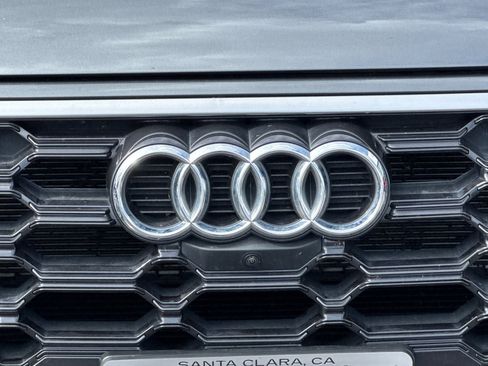 Used 2021 Audi Q5 e Prestige w/ Prestige Package image 43