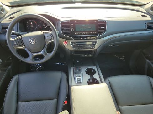 Used 2025 Honda Ridgeline RTL image 19