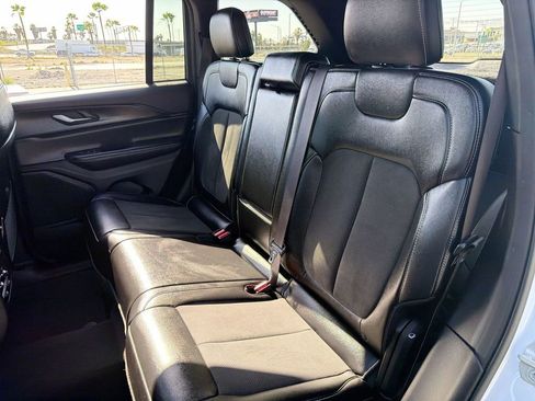 Used 2024 Jeep Grand Cherokee Altitude RWD image 24