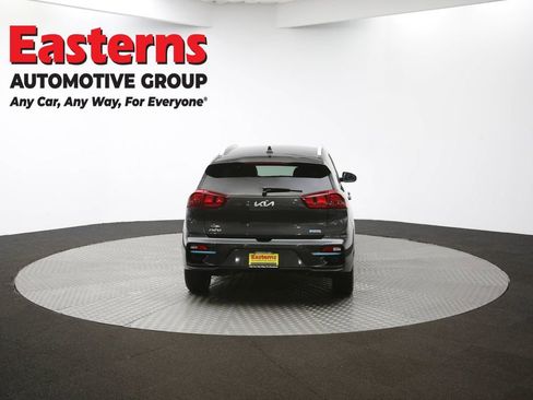 Used 2022 Kia Niro EX w/ Cold Weather Package image 35