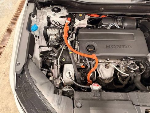 Used 2024 Honda CR-V Sport Touring image 47