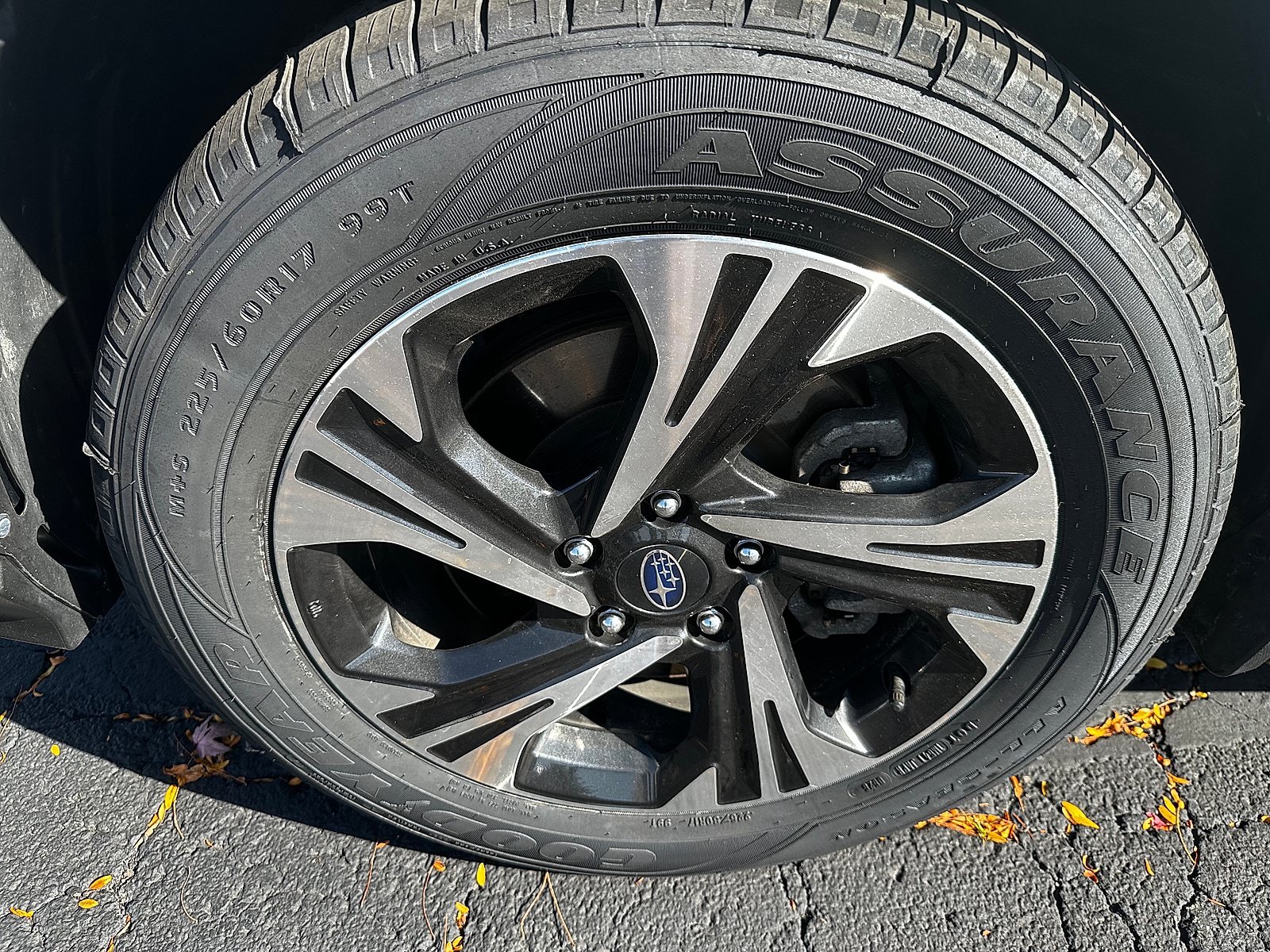 Certified 2024 Subaru Crosstrek 2.0i Premium AWD/4WD image 9