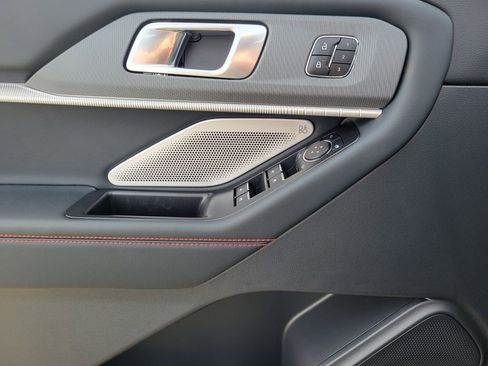 New 2026 Ford Explorer ST w/ Sun And Sound Package image 17