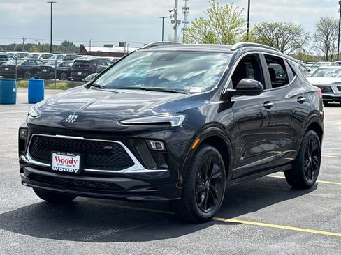 New 2026 Buick Encore GX Sport Touring w/ Comfort Package AWD/4WD image 5