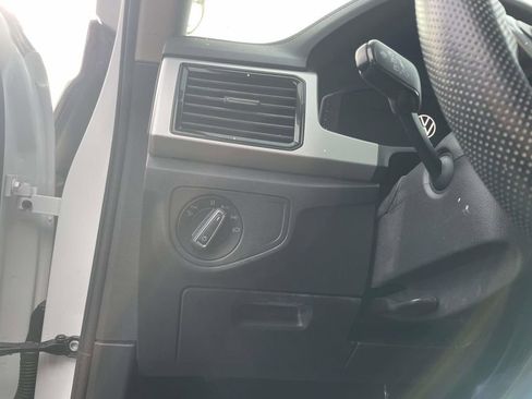 Used 2022 Volkswagen Atlas SEL R-Line image 31