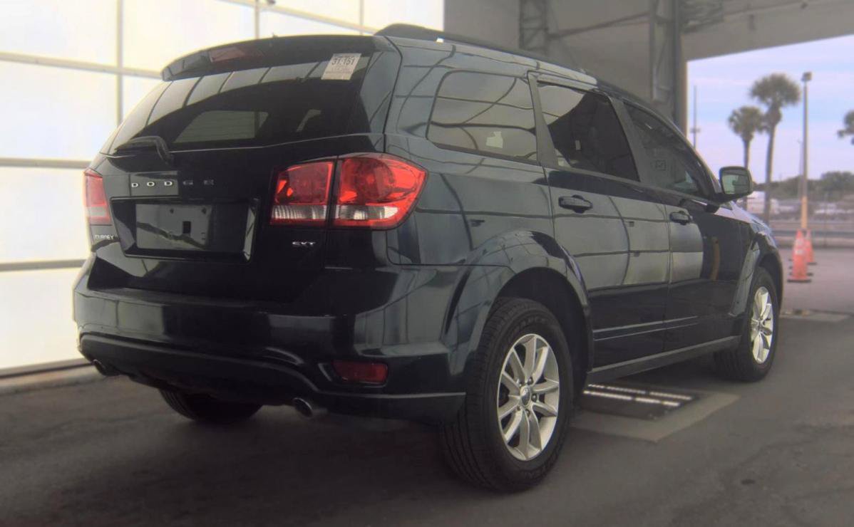 Used 2013 Dodge Journey SXT FWD image 4