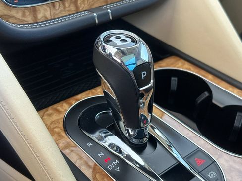Certified 2023 Bentley Bentayga AWD/4WD image 25