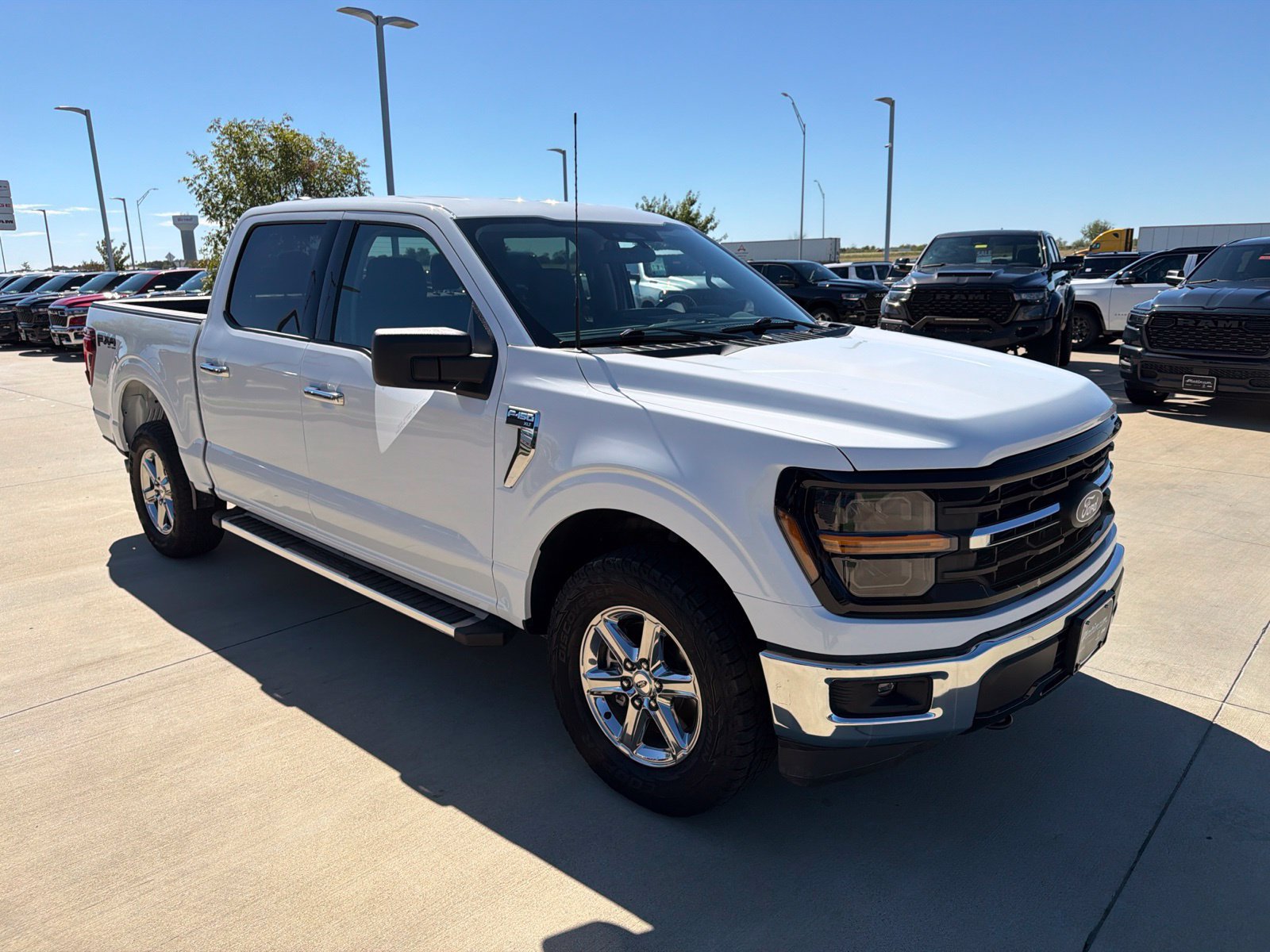 Used 2025 Ford F150 XLT w/ Equipment Group 301A Standard AWD/4WD image 7
