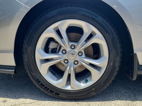 Certified 2024 Honda Accord LX image 8