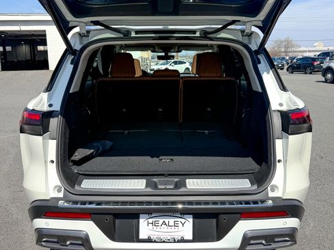 Used 2024 INFINITI QX60 Sensory w/ Vision Package AWD/4WD image 13