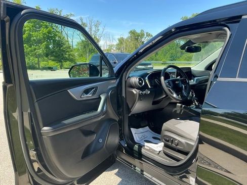 Used 2024 Chevrolet Blazer LT w/ Convenience Package FWD image 14