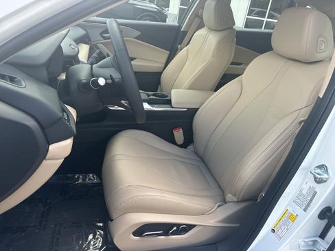 Used 2025 Acura TLX w/ Technology Package image 10