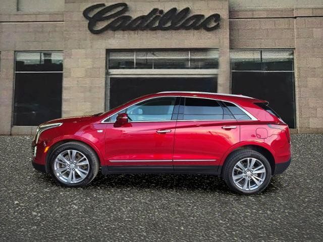 Used 2024 Cadillac XT5 Premium Luxury AWD/4WD image 2